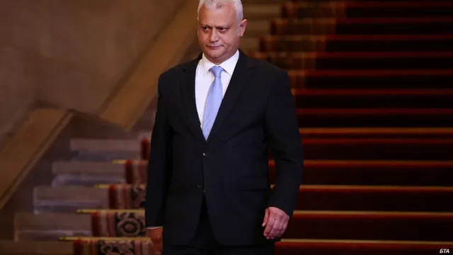 Дечев: Прокурорският син и още няколко души са нападнали с бухалки служител на ГДБОП