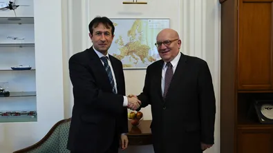 Исмаилов: Увеличаването на цените на горивата е проблем, за който всички държави от ЕС търсим решение