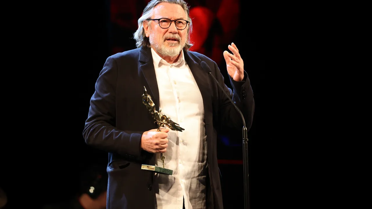 Веселин Мезеклиев с „Икар“ за поддържаща мъжка роля