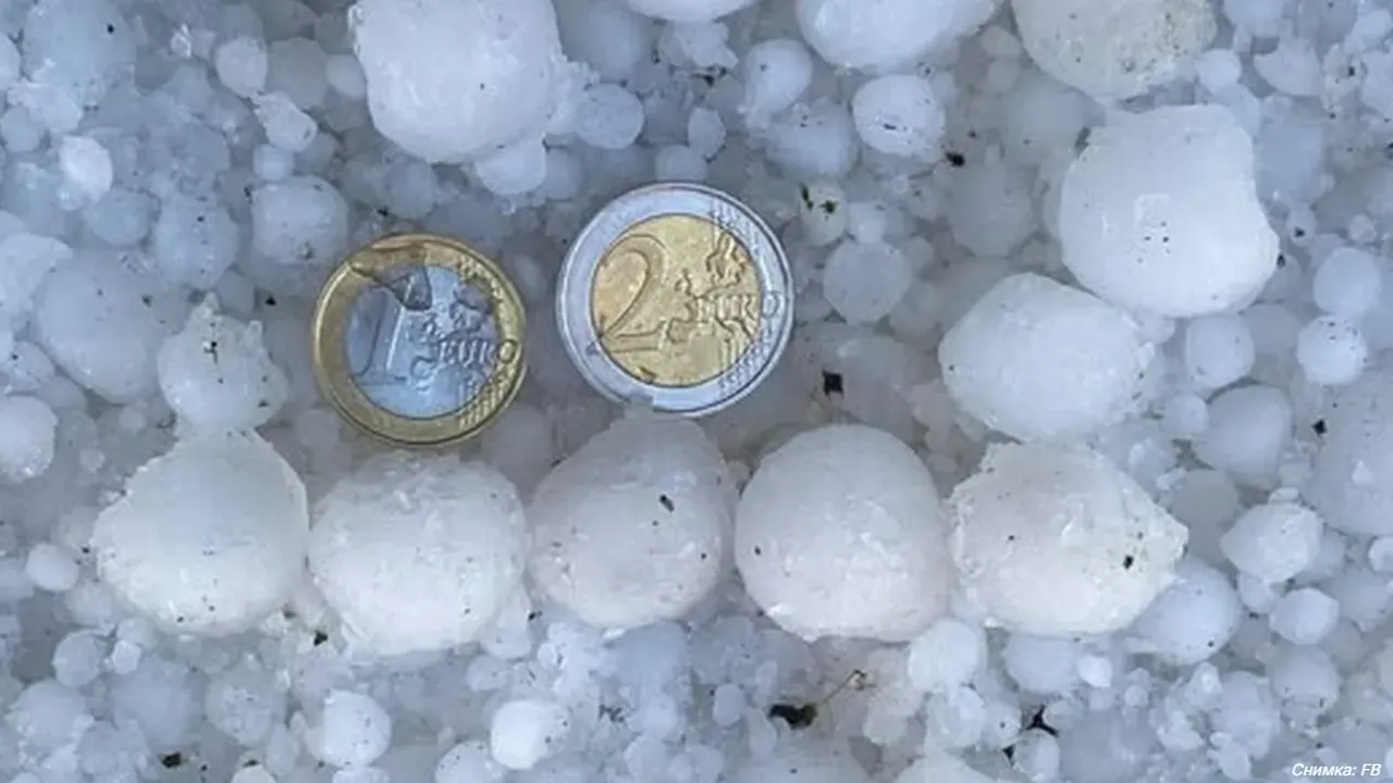 Големи щети: Градушката в района на Крумовград направи поражения