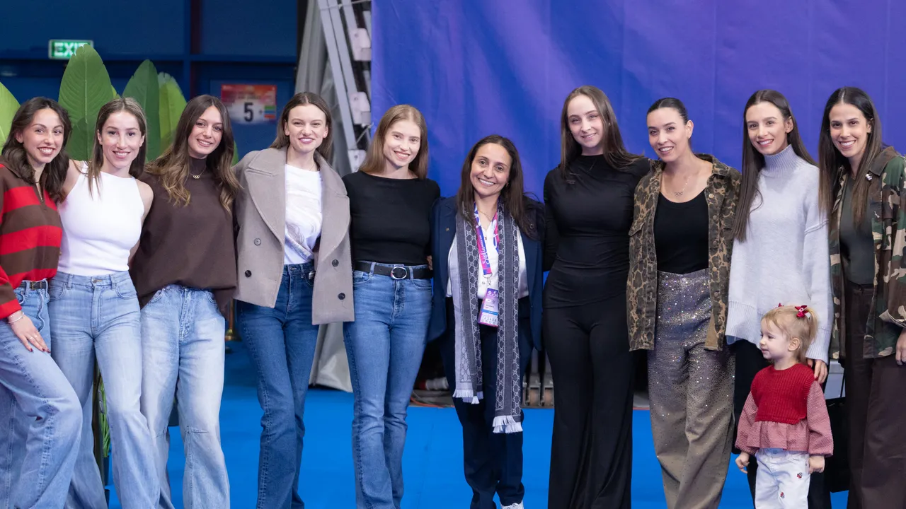 „Златните момичета" озариха Световната купа в София