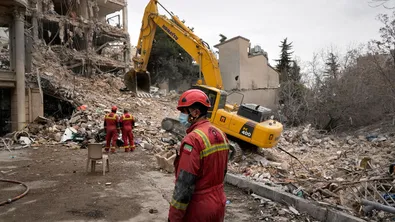 Над 100 000 цивилни сгради са повредени при удари на САЩ и Израел