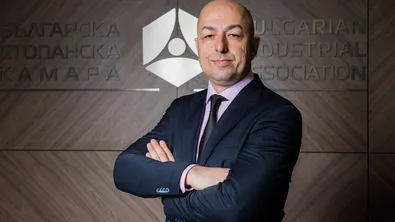 Ножаров: Мерките срещу цените на горивата са социални, а не антиинфлационни