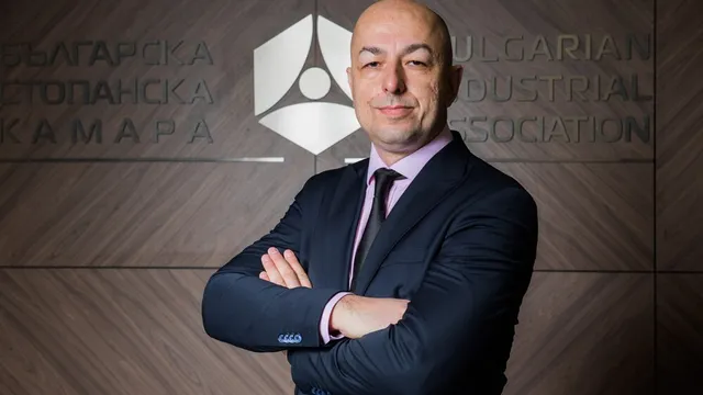 Ножаров: Мерките срещу цените на горивата са социални, а не антиинфлационни