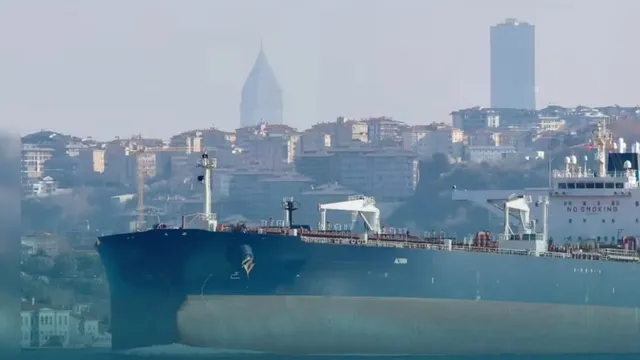 Руски танкер пробива блокадата на Куба: САЩ отстъпват в последния момент