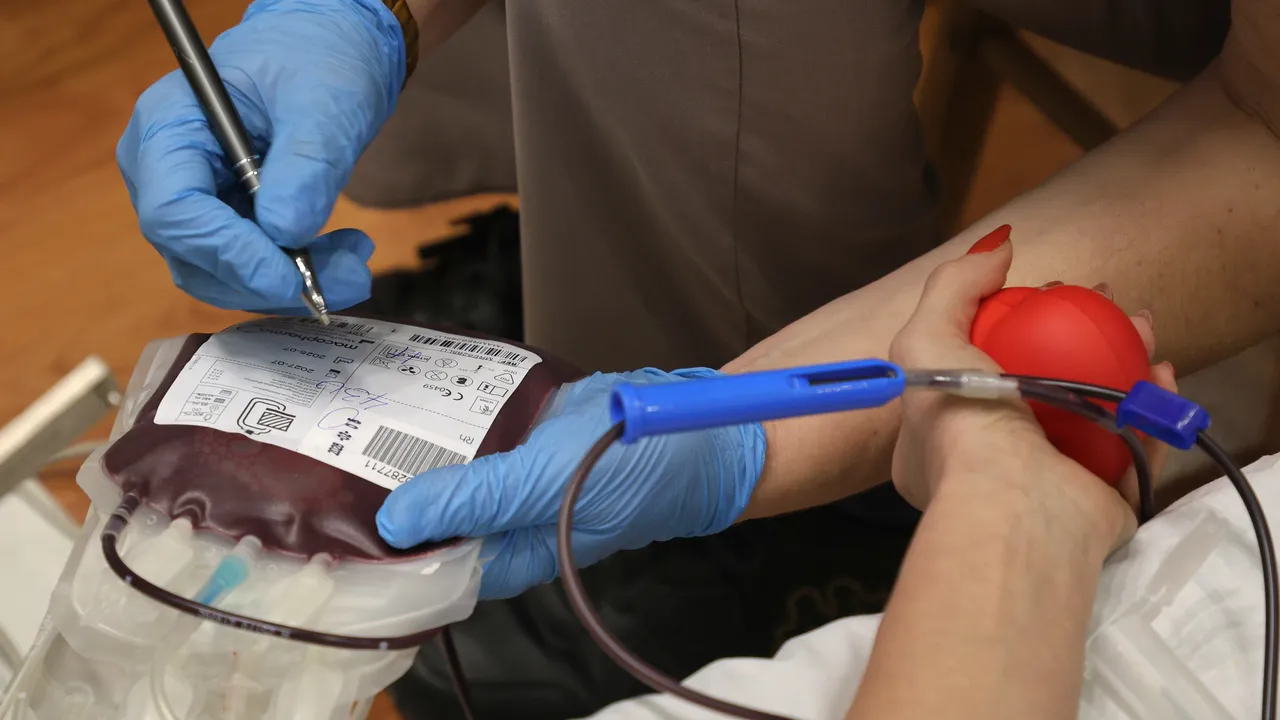 Дарителска акция на Цветница - ВМА разкрива пункт в храм в София