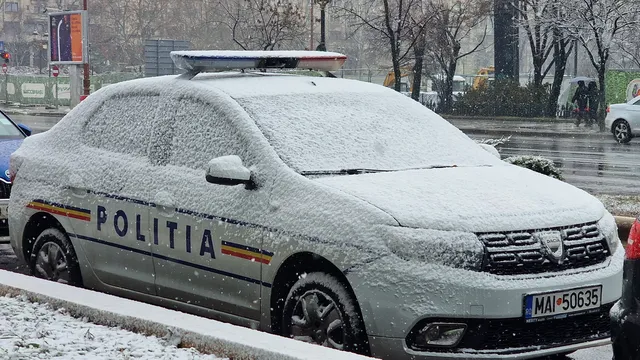 Сняг и торнадо в Румъния: зимата се завърна преди Великден