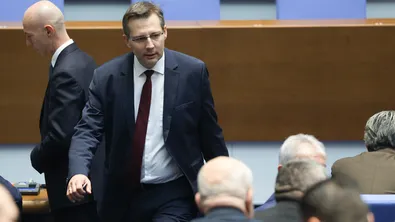 Ст. Атанасов е искал отчет за кореспонденцията на служебните министри с ПП-ДБ