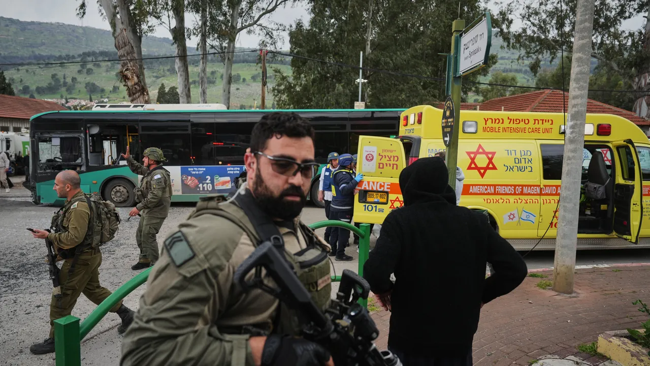 Четирима израелски войници са убити при близък бой с Хизбула