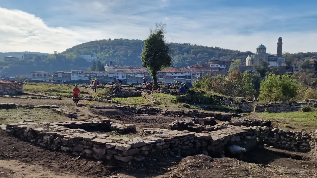 „Трапезица“ преминава под управлението на Велико Търново