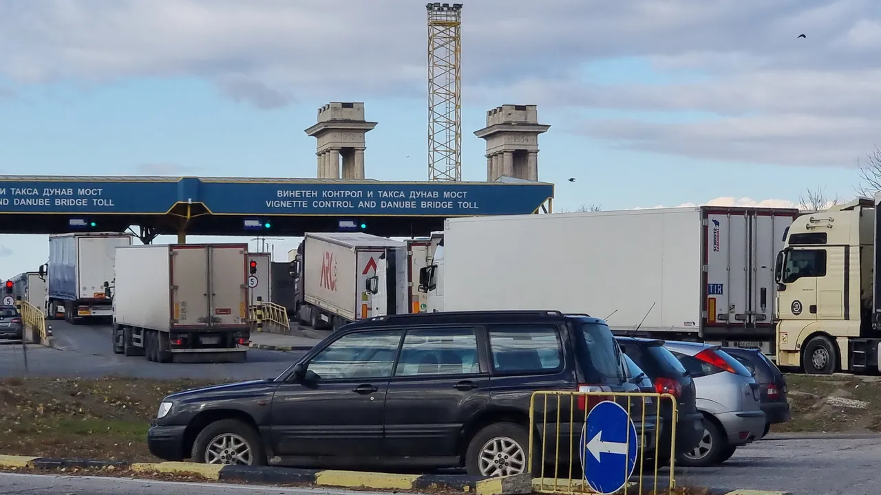 42 мигранти задържани при две акции на „Дунав мост 2“