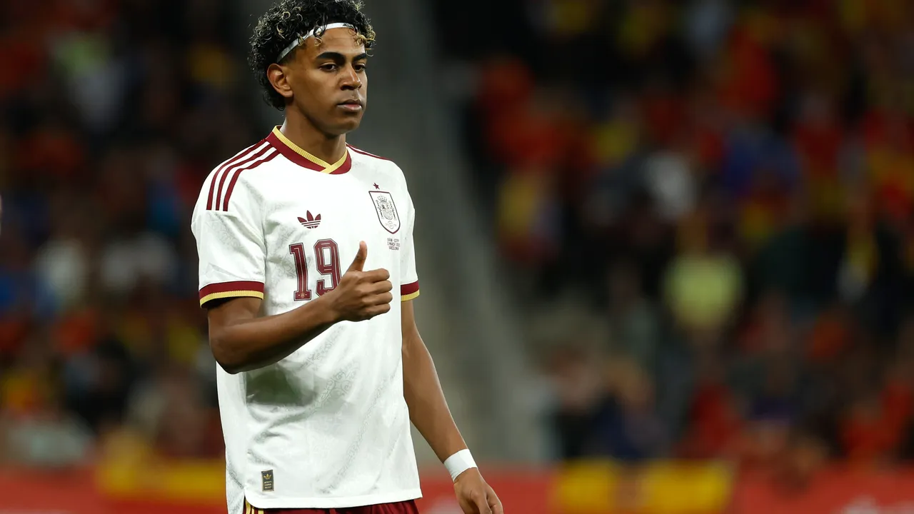 Ямал избухна срещу „невежите" и „расистите"