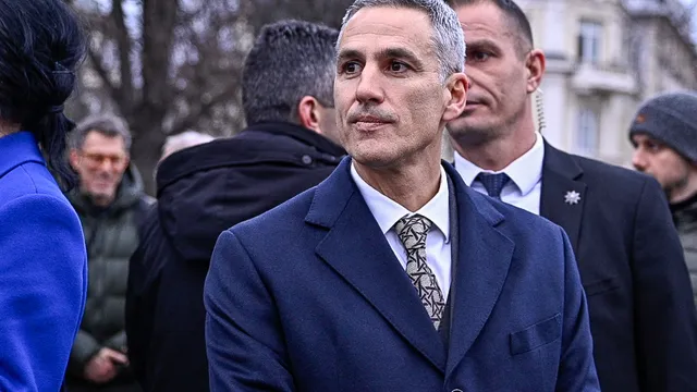 Ройтерс за Гюров: Българският служебен премиер обещава най-чистите избори от години