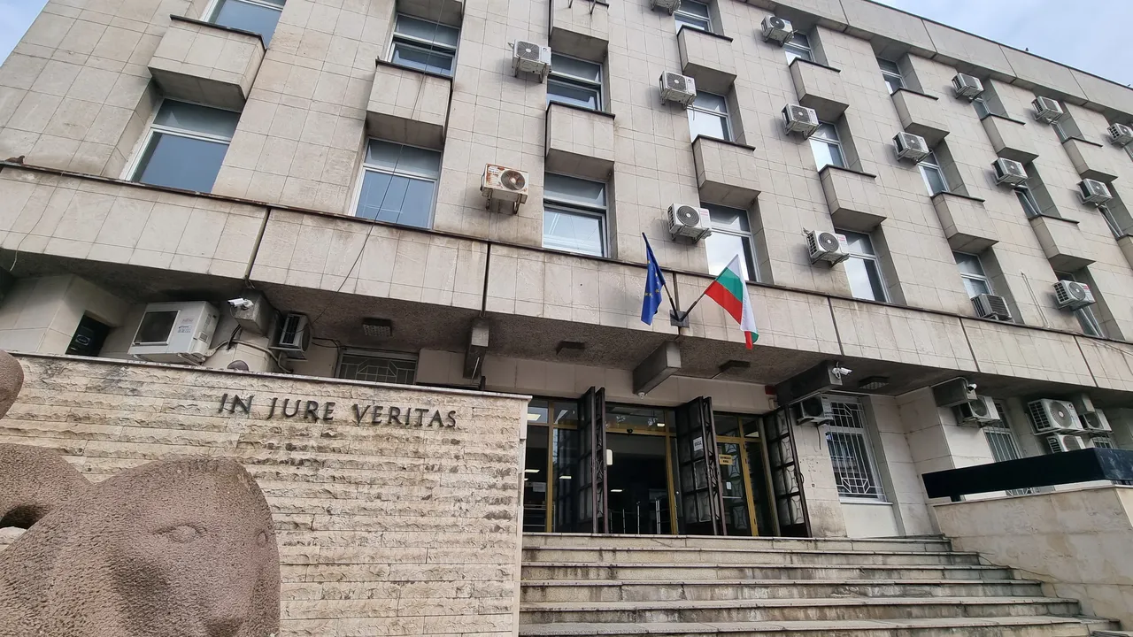 Търновската митрополия осъдена за над 40 000 евро след спор за ремонт