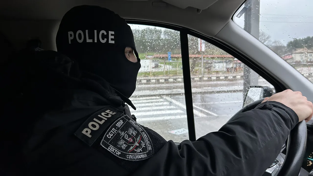 Шест души са задържани при акция срещу изборното законодателство в Шумен