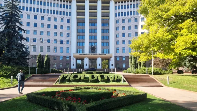 Молдова скъса с ОНД: Парламентът гласува за излизане от организацията