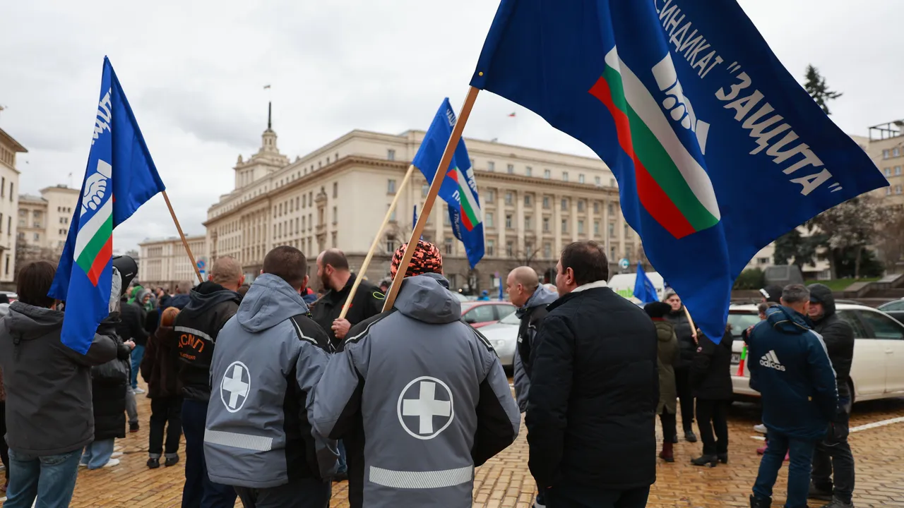 Транспортният бранш на бунт: готви се спиране на превоза заради скъпото гориво