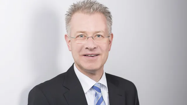 Хауке Хартман: Автокрацията настъпва