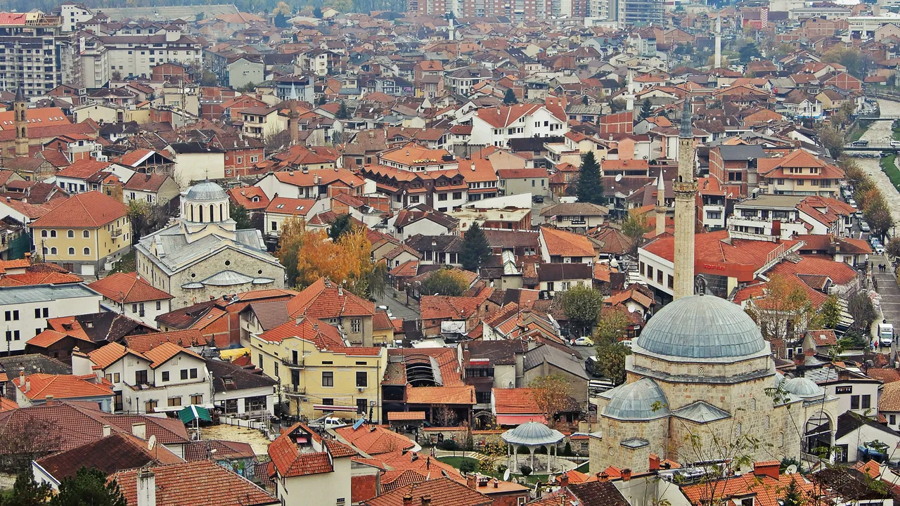 Косово пак в женски ръце: Председателят на парламента става временен президент