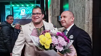 Партията на Румен Радев абсолютен шампион по дарения за кампанията