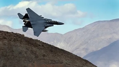 Спасен е и втория пилот от сваления над Иран американски изтребител F-15