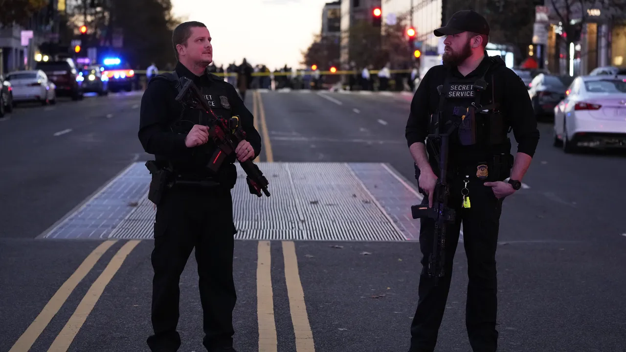 Сигнали за стрелба край Белия дом, Сикрет Сървис издирва заподозрян