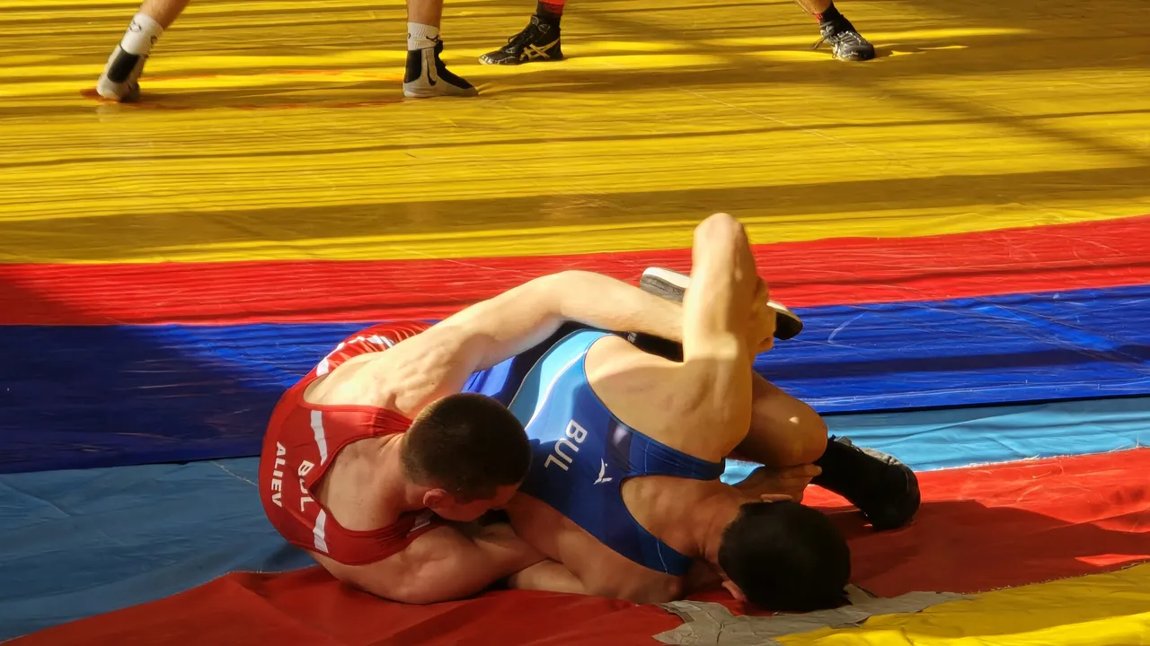 15-годишен борец откаран в „Пирогов“ след тежко падане