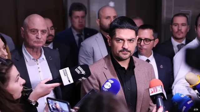 Радостин Василев: Сарафов е деветото джудже