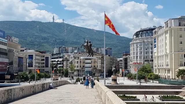 Езиков спор разтърси Скопие: Протест за адвокатски изпит на албански