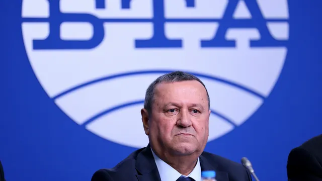 Адемов: 1488 деца са настанени в приемни семейства