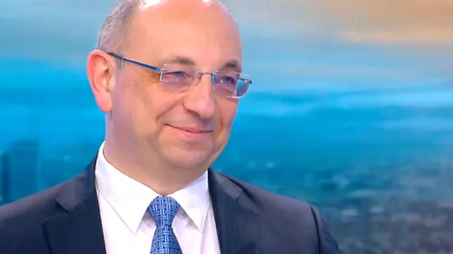 Василев: Нуждаем ли се от правителства, които да катастрофират на автопилот