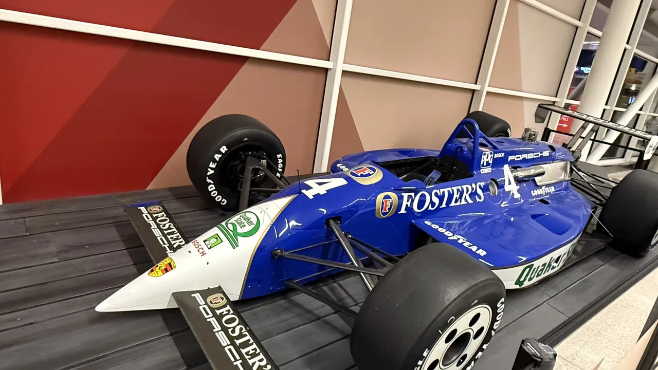 Скорост на ръба: Дръзкият ход на March Porsche - болидът, който не спечели Инди 500, но завладя сърцата на Америка