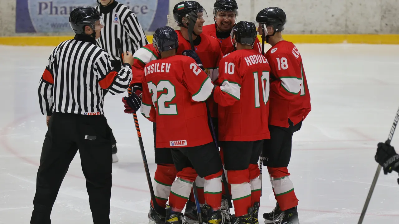 България загуби на световното по хокей от Киргизстан