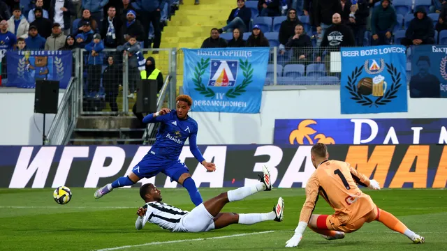 Левски, Лудогорец и ЦСКА в битка за вратаря на Локо Пд