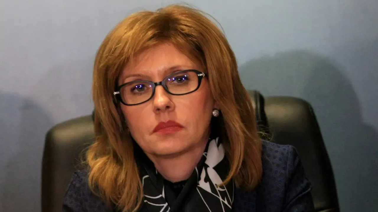 Правосъдният министър ще предложи дисциплинарно производство срещу Емилия Русинова