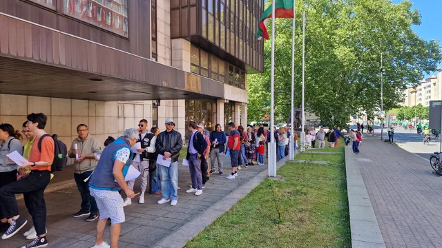 Пет избирателни секции в Сърбия за българския парламентарен вот