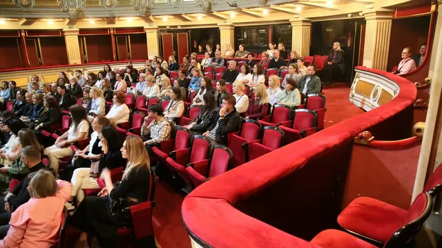 Осем души отиват на съд за източване на 3.3 млн. лв. от театрите в Смолян и Разград