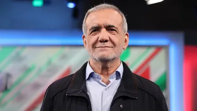 Разкол на върха в Иран: президентът Пезешкиян в остър сблъсък с Революционната гвардия