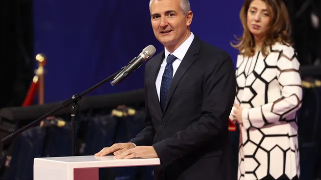 Димитър Илиев направи чистка в дружествата за спортни имоти