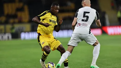 Със заря и димки, но без победител в дербито на Пловдив