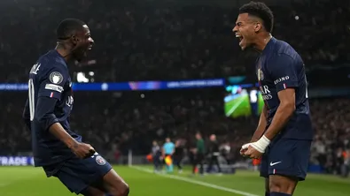 Ураганът ПСЖ изнесе лекция на Ливърпул