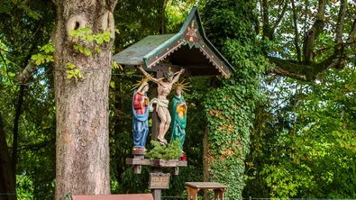 Разпети петък е - минаваме под масата за здраве