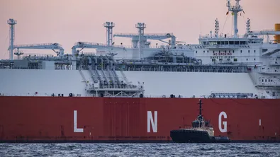 За първи път: „Булгартрансгаз“ купува втечнен газ чрез търг