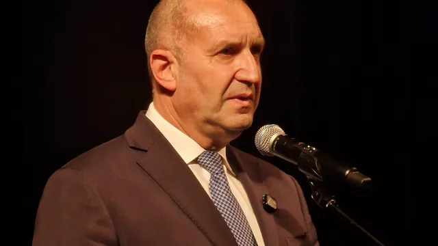 До 10 април: Над 1 млн. евро са дарени за кампанията, най-много - за Румен Радев