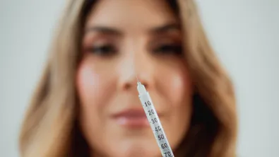 Започва кампания срещу нерегламентираните естетични интервенции сред младите