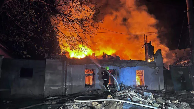 След Великденското примирие Русия и Украйна подновиха нощните атаки с дронове