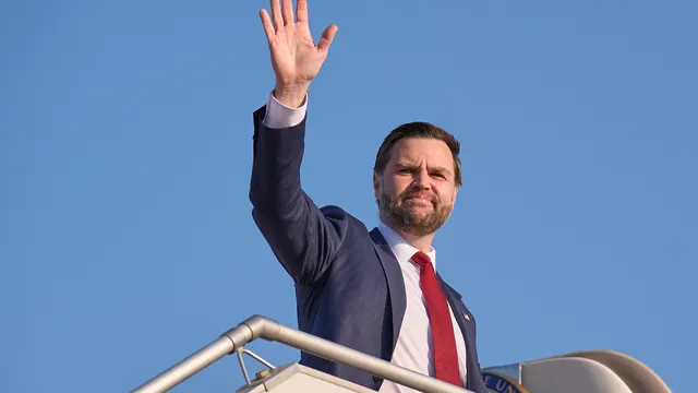 Джей Ди Ванс отчита напредък в преговорите с Иран: „Топката е в полето на Техеран“