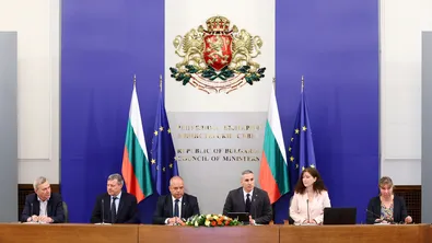 Андрей Гюров: Високата избирателна активност е по-силна от всички криминални схеми