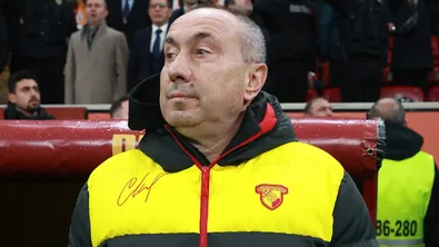 Станимир Стоилов хвърля оставка