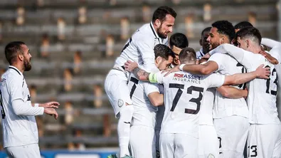 Славия се провали и остана в групата на изпадащите